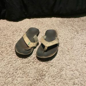 Sanuk flip flops